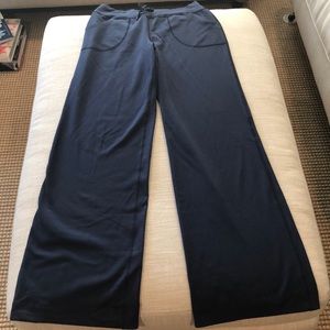 Lululemon althletic pants size 6 tall navy